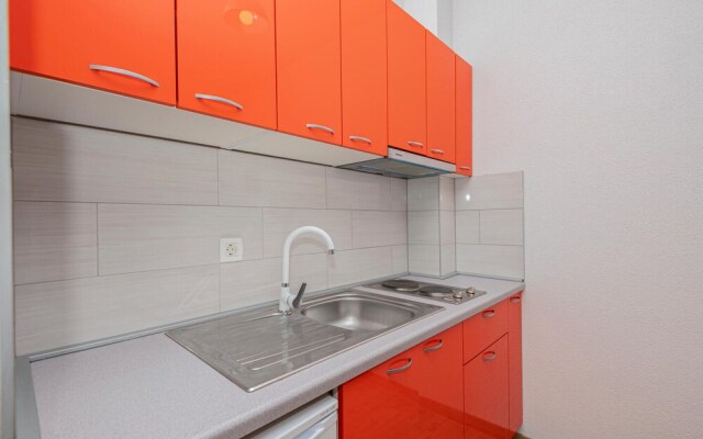 Amazing Apartment in Drvenik With Wifi