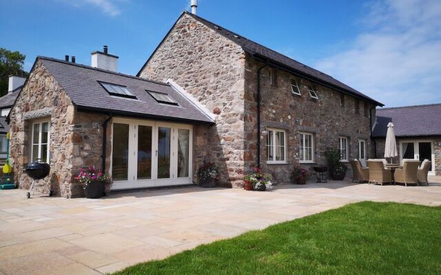 Penrhyn Barn