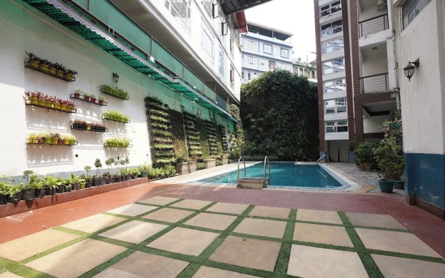 Terrace Valley Hotel