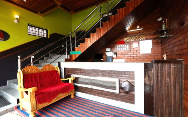 OYO 24260 Nanjunda Palace