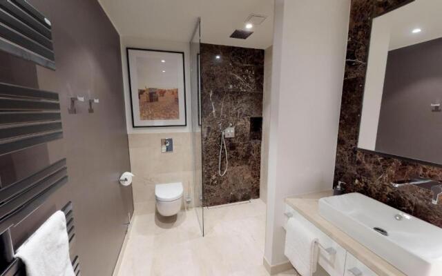 White Pearl Apartment 0.09