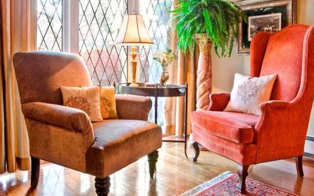English Bay Inn Bed and Breakfast