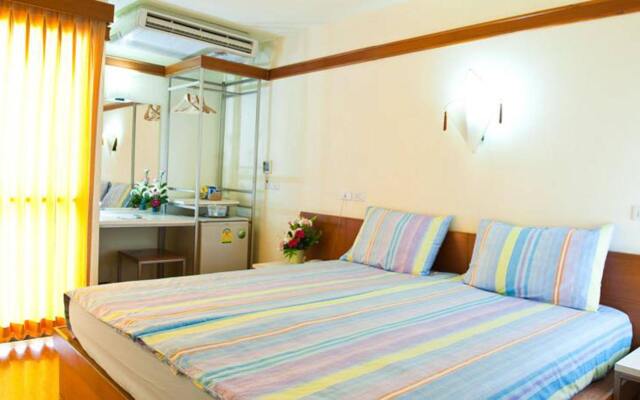 Mad Monkey Bangkok Hostel - Adults Only