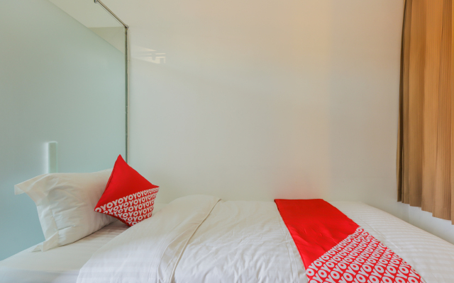 OYO 866 Idola Residence