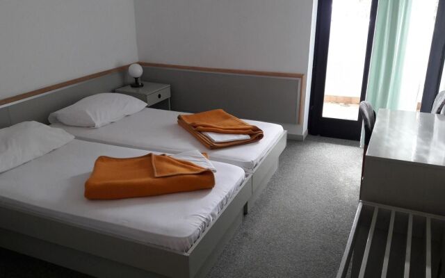 Hotel Miran