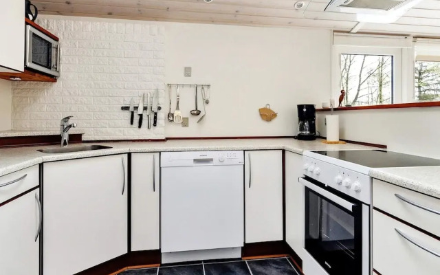 4 Star Holiday Home in Hals