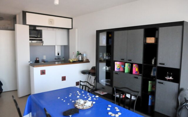 Apartment with One Bedroom in Nieuport, with Wonderful Sea View And Balcony - 1 Km From the Beach