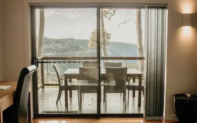 Edges by St Benards Hotel