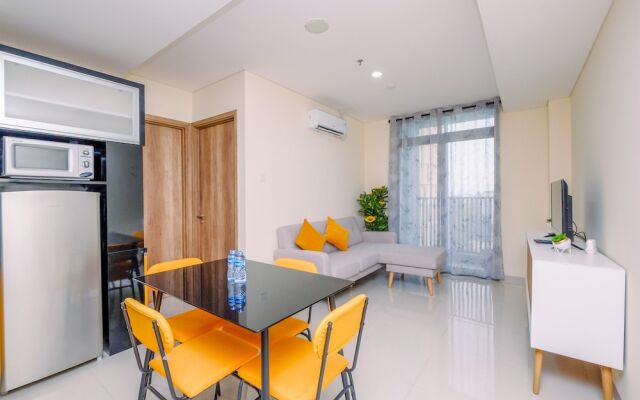 Fully Furnished And Homey 1Br Apartment At Pejaten Park Residence
