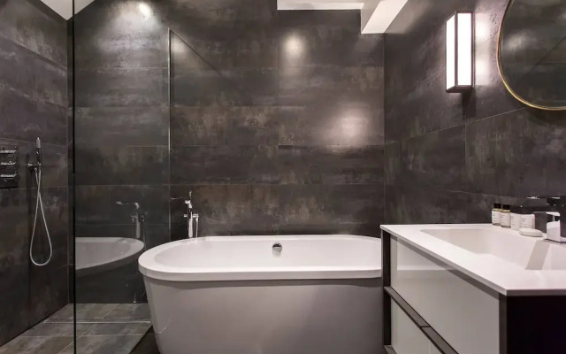 Nevern Square VIII by onefinestay