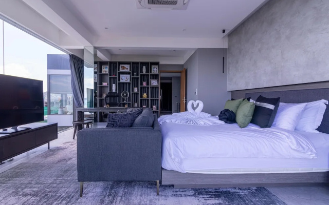 big legend 5 floors of luxury villa