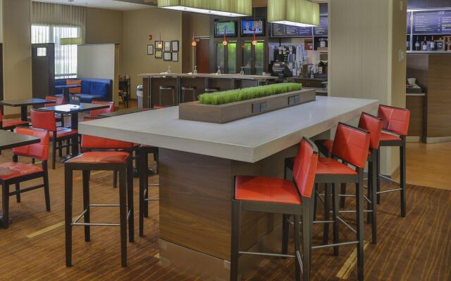 Courtyard by Marriott Biloxi North/D'Iberville
