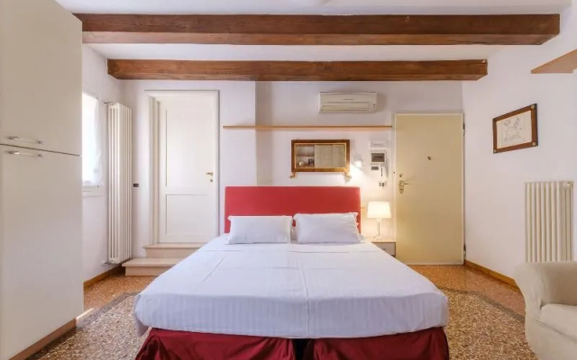 Frassinago Suites-BolognaRooms