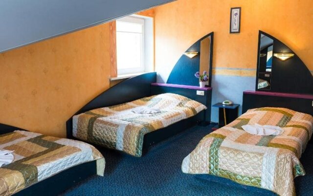 Runmis Hotel