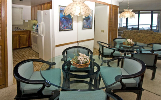 Polo Beach Club Vacation Rentals - APlus Resorts