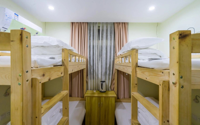 Hangzhou Memory Travel International Hotel- Edge West Lake