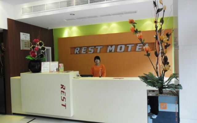 Suez Bus Hotel