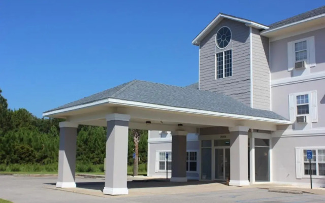 Lewiston Hall