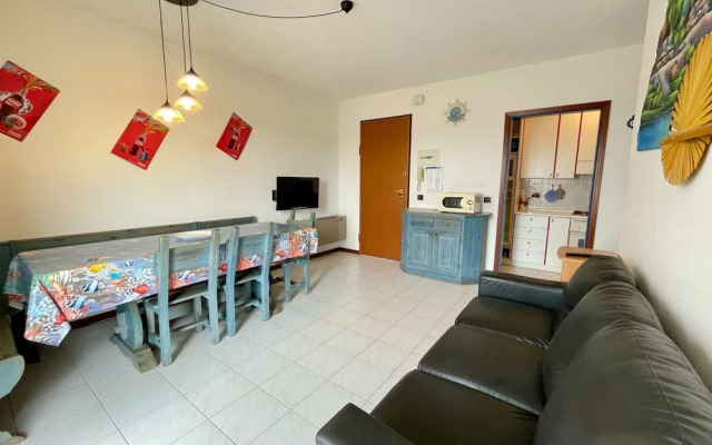 Bright Apartment Close to the Beach