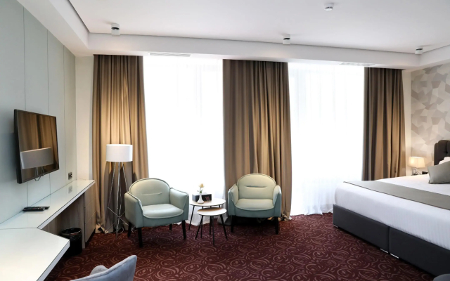 Отель Best Western Plus Paradise Hotel Дилижан