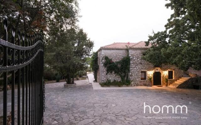 580m² homm Luxurious Seaside Residence in Syvota