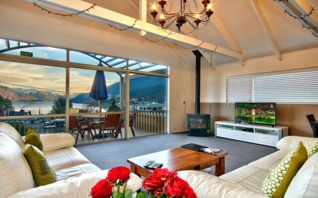 Melbourne Lodge