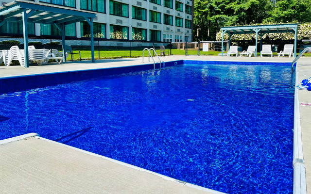 Clarion Hotel Conference Center