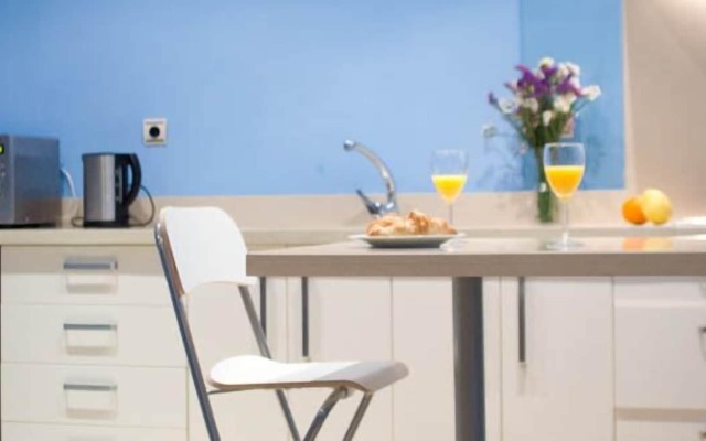 Life Apartments Giralda Suites
