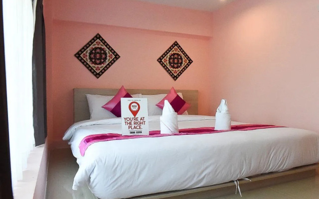 Nida Rooms Rat Uthit Soi 7 Temple