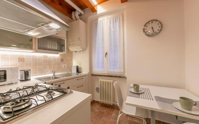 VIA 5 GIORNATE 13 - Apartment