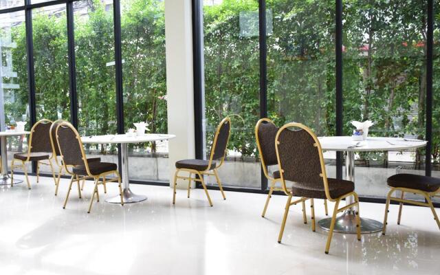 Annex Lumpini Bangkok