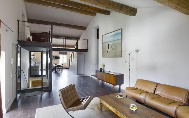 Maison Fontvieille, 8 pièces, 12 personnes - FR-1-599-41