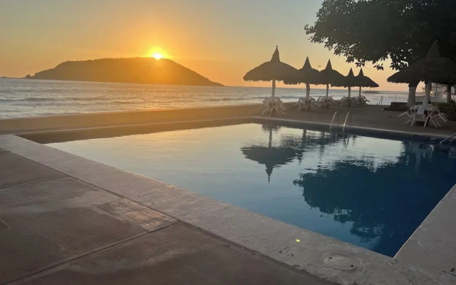 Condominios Islas del Sol