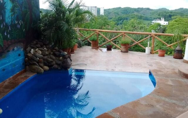 Vista De Bahia 4 Bedrooms 3.5 Bathrooms Villa