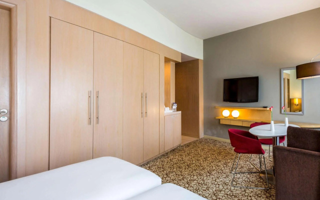 Hotel Novotel Suites Mall Avenue Dubai