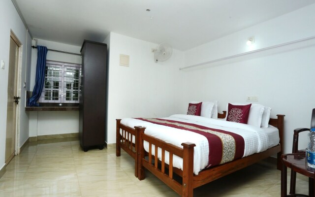 OYO 11685 Mangosteen Holidays