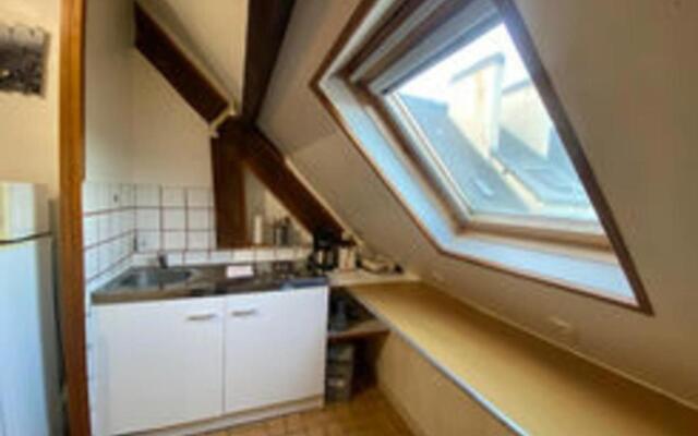 Studio At 2 Steps From The Port Of Caen!