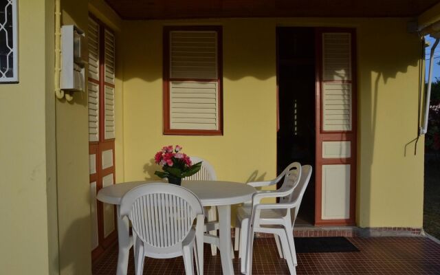 House With 2 Bedrooms in Sainte-anne, With Wonderful Mountain View, Fu