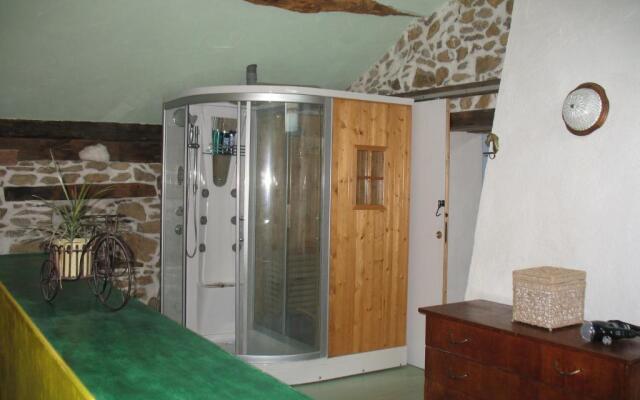 La Croix De Camargue