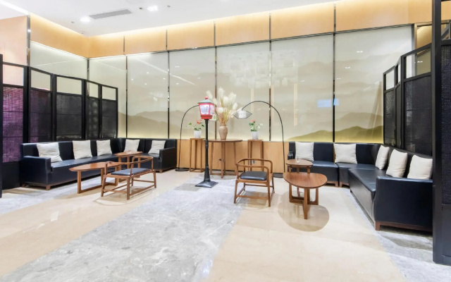 Vienna International Hotel (Chengdu West Railway Station Qingyang Wanda) – Lobby – Chengdu
