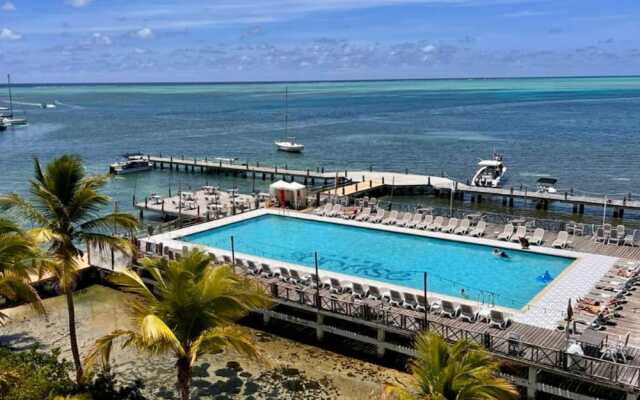 Apartamento con Playa Privada en Sunrise
