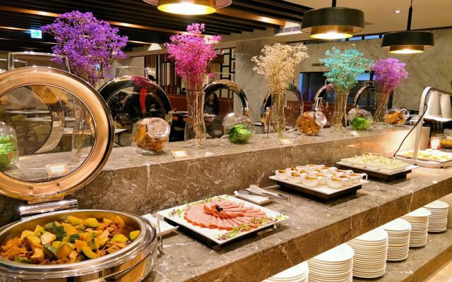 Full Kind Hotel