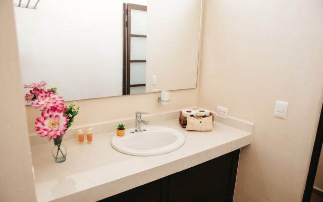 Hotel Lechuga de Mar Tulum with Pool and Beach Club Access