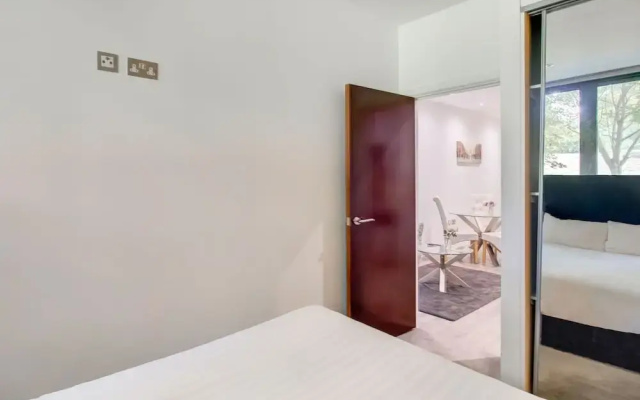 Spacious Apartment in Milton Keynes near Gulliverâs Theme Park
