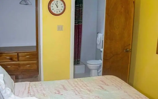 Momsplace Guesthouse