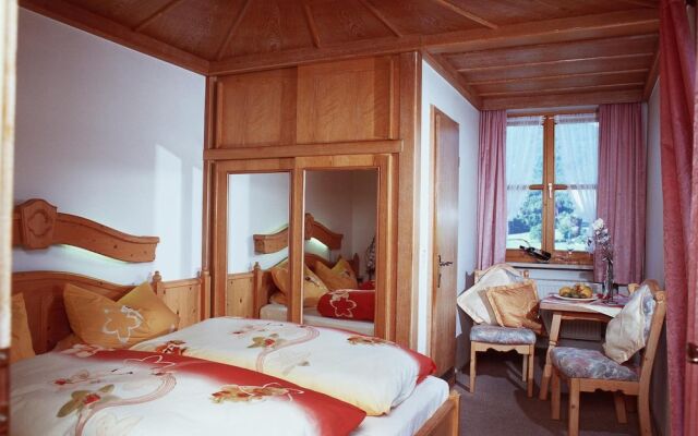 Pension Ferienwohnungen Ludwig