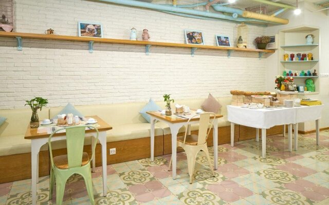 Lief Mojo Saigon