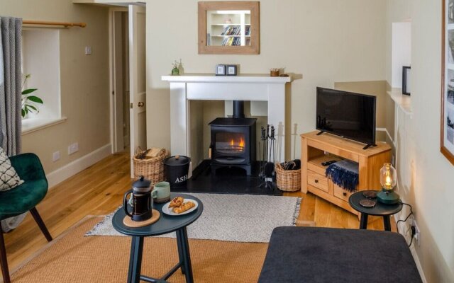 Kirk Wynd Cottage - Traditionally Charming