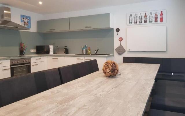 "Familientreff" in schöner moderner Ferienwohnung für 12 Personen im Oberharz!