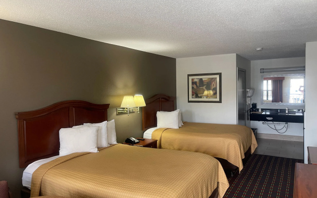 Loyalty Inn Hawkinsville